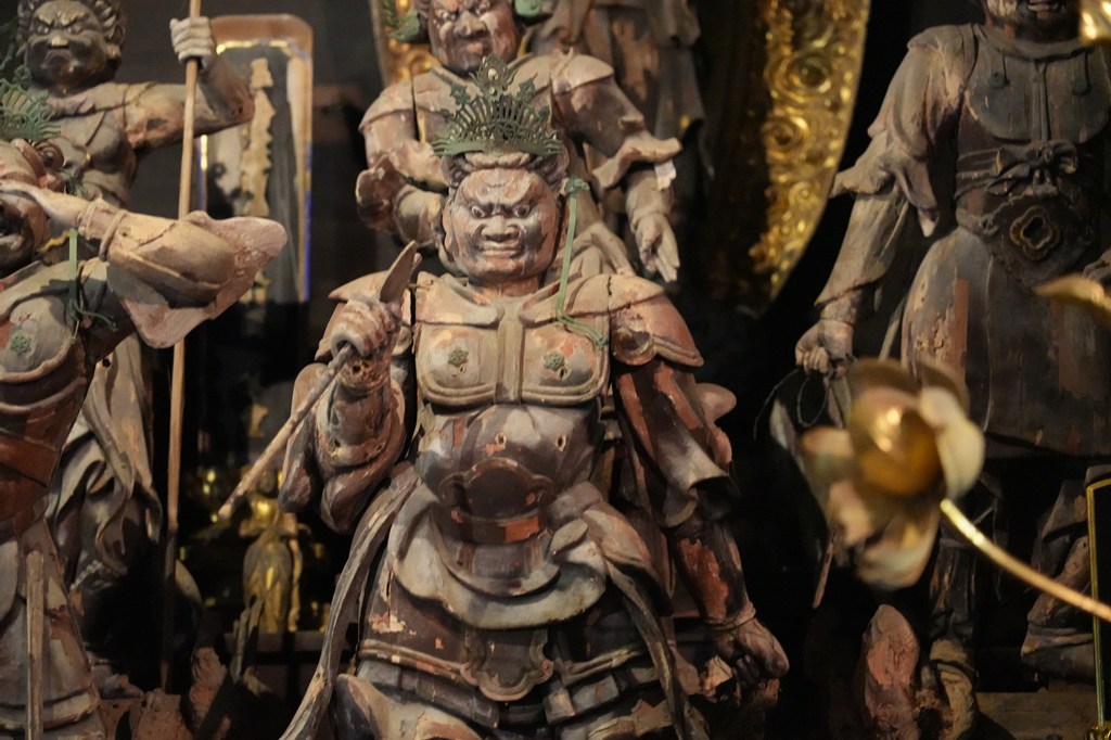 木造日光菩薩立像・月光菩薩立像・十二神将立像・普賢菩薩坐像・童子立像