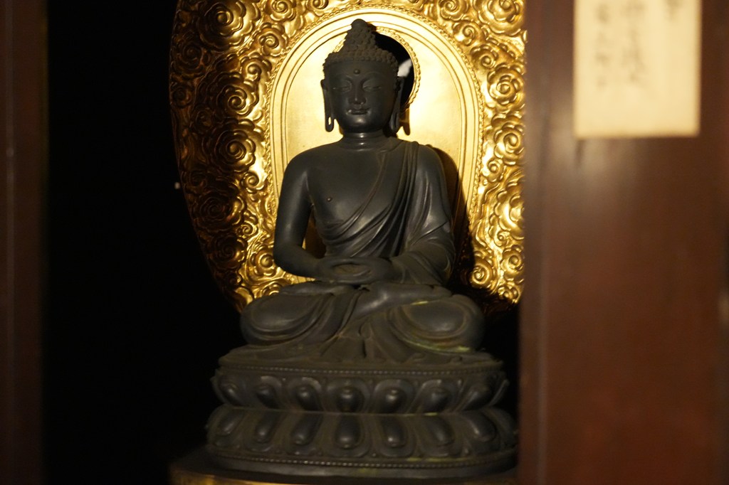 印度仏 釈迦牟尼尊坐像
