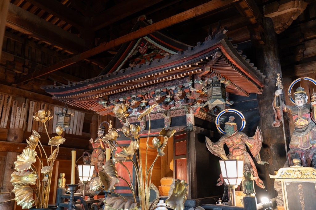 本堂（薬師堂、高森町指定文化財）