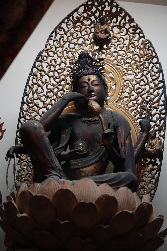 秘仏御本尊・木造如意輪観音菩薩像 ※毎年４月第一日曜日の採灯大護摩供の際に御開扉