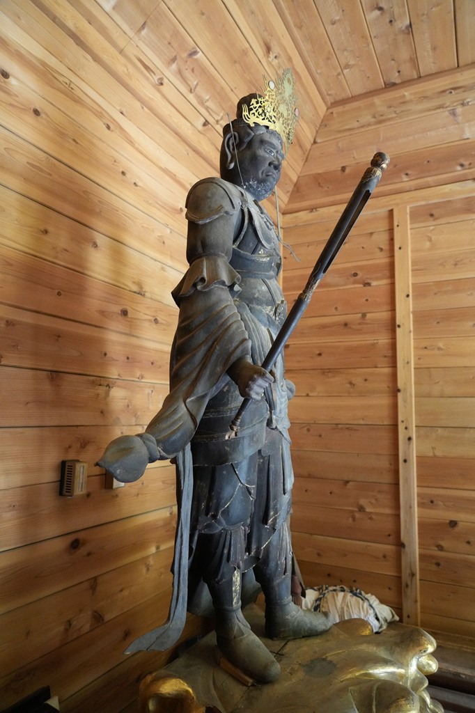 木造毘沙門天立像（国指定重要文化財）