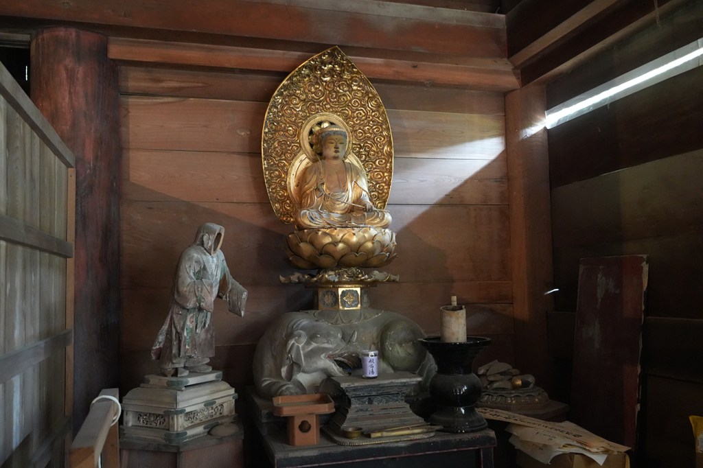 木造日光菩薩立像・月光菩薩立像・十二神将立像・普賢菩薩坐像・童子立像