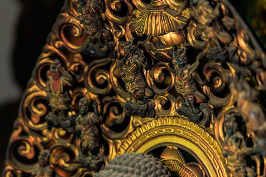 木造薬師如来坐像