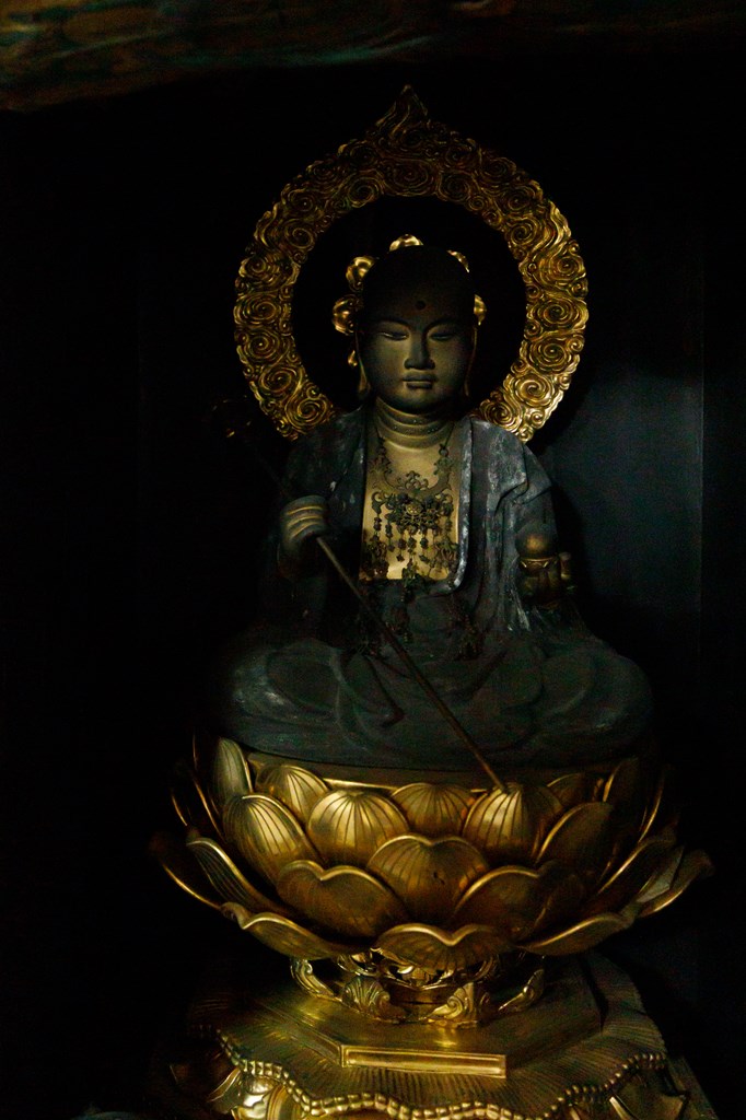 木造地蔵菩薩坐像と寶珠寺にまつられる仏さま