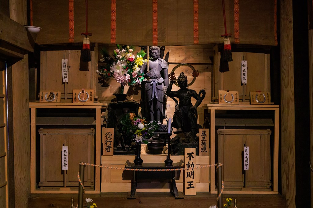 不動明王立像