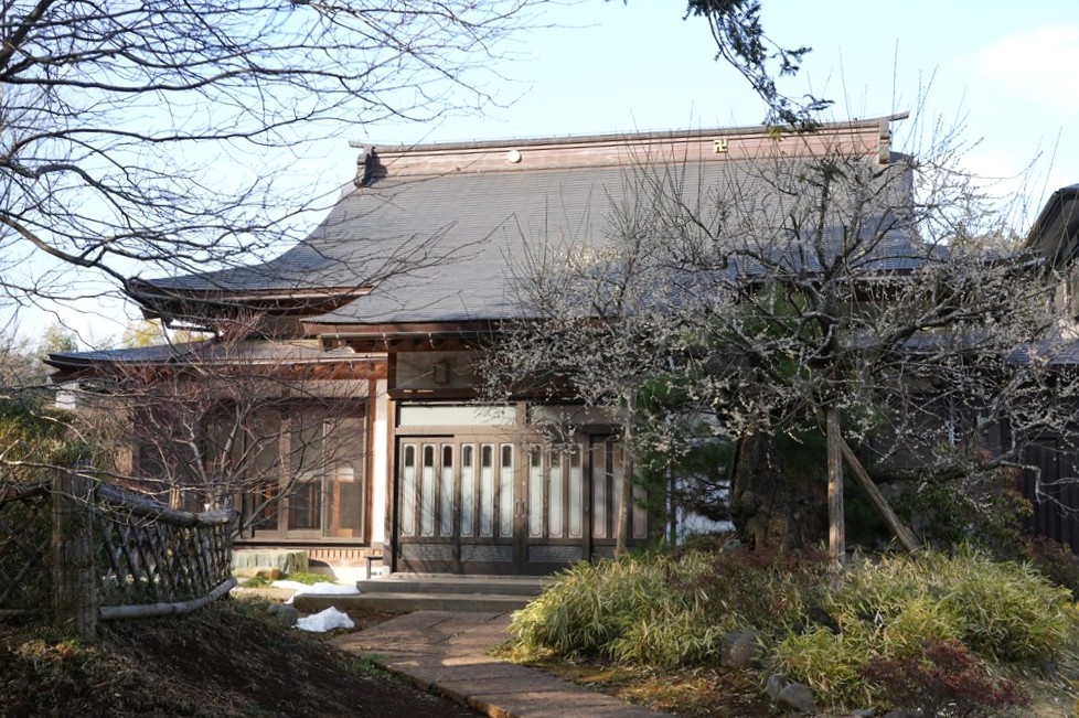 客殿・星降りの池