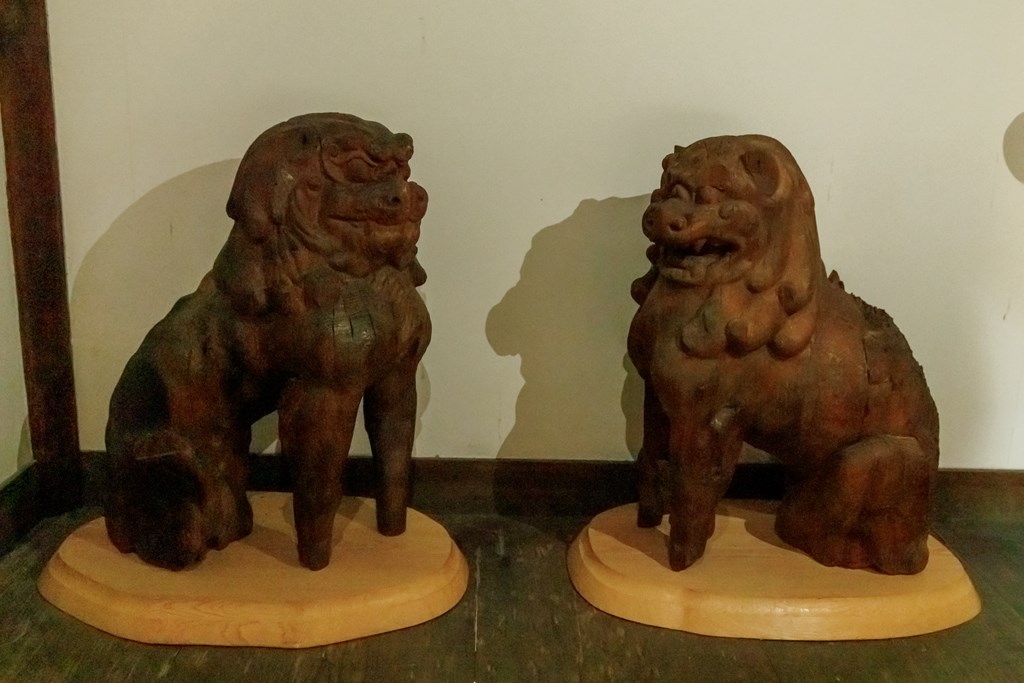 阿弥陀如来坐像（神戸市指定文化財）と阿弥陀堂におまつりされる仏さま