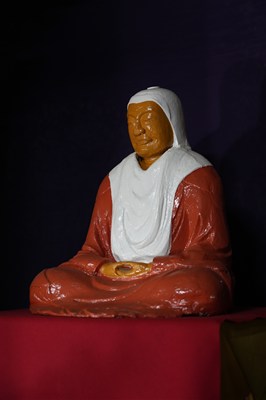 本堂におまつりされる仏様たち