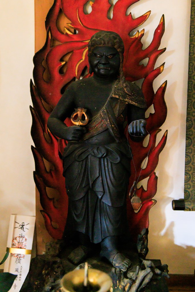 おまつりされる様々な仏さま