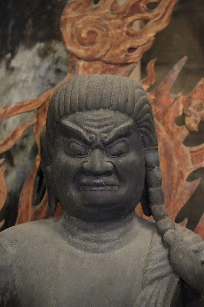 木造不動明王坐像（国指定重要文化財）