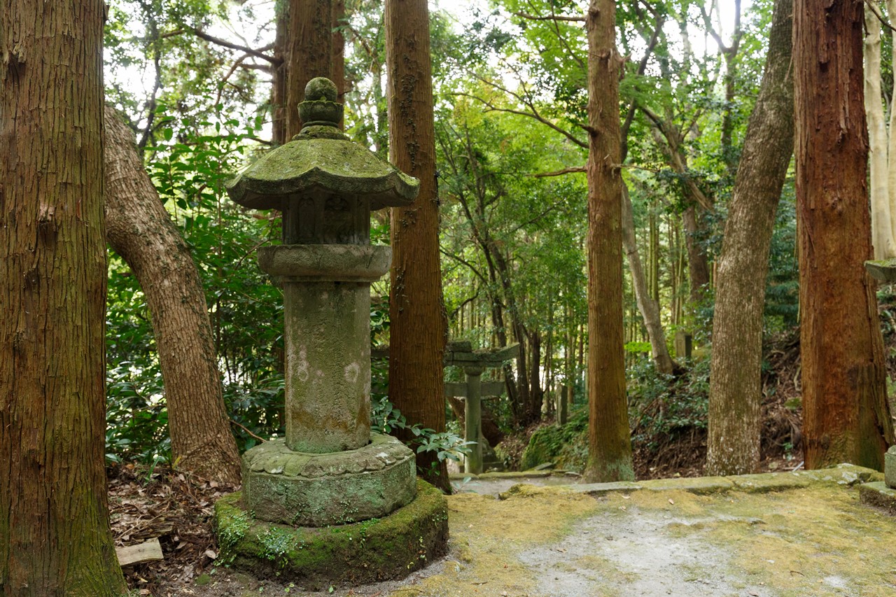 国東塔（国指定重要文化財）