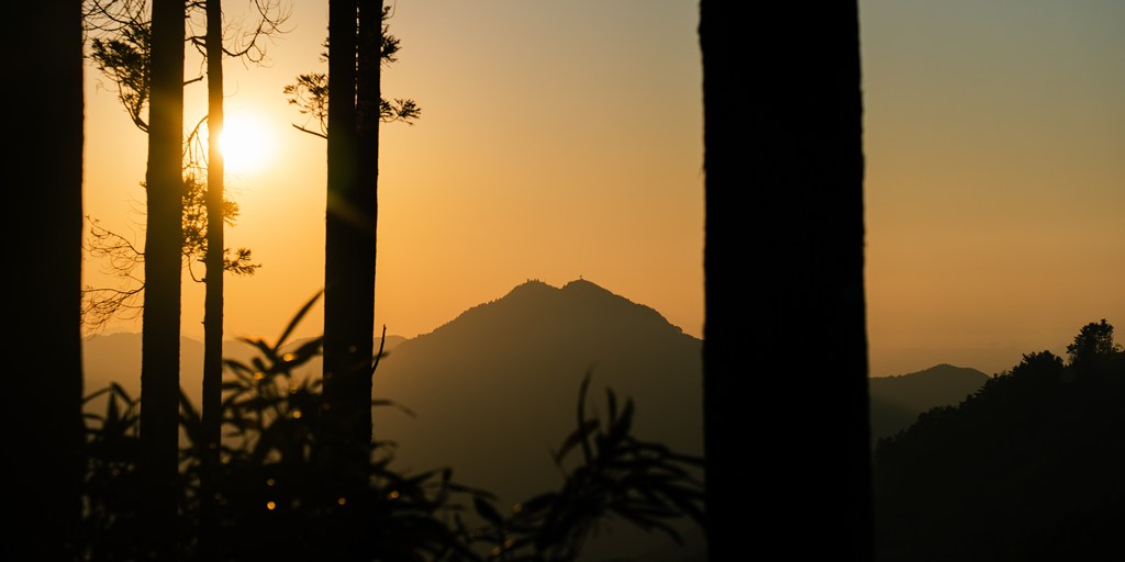 山上の景色・日本一の石段