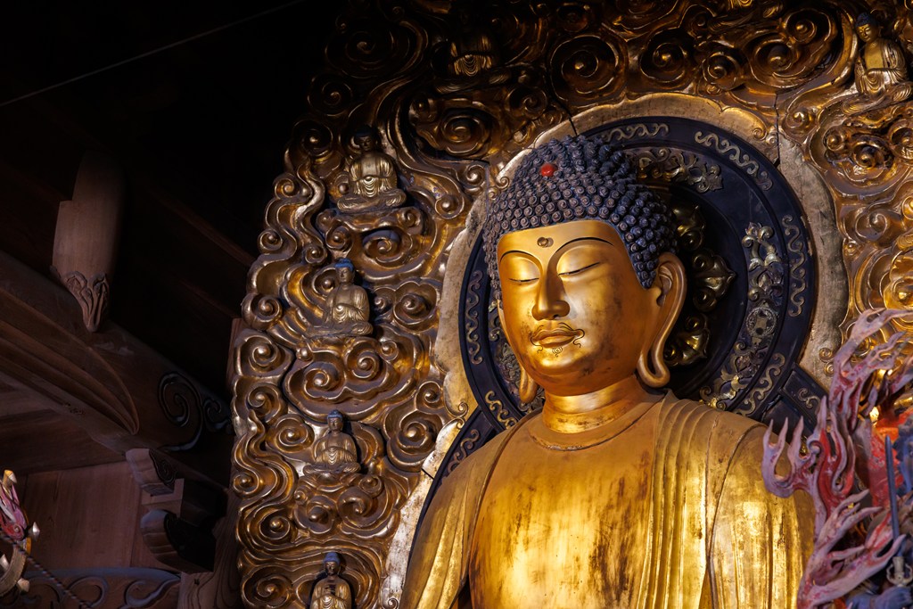 御本尊・阿弥陀如来坐像