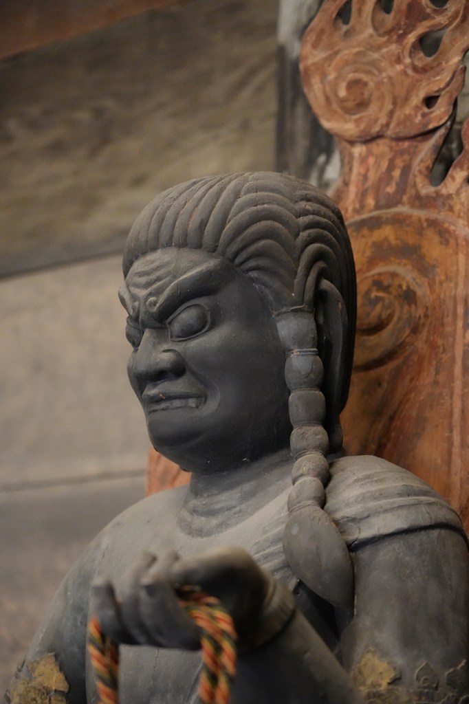 木造不動明王坐像（国指定重要文化財）