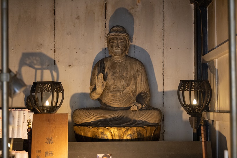 薬師如来坐像（福岡県指定文化財）
