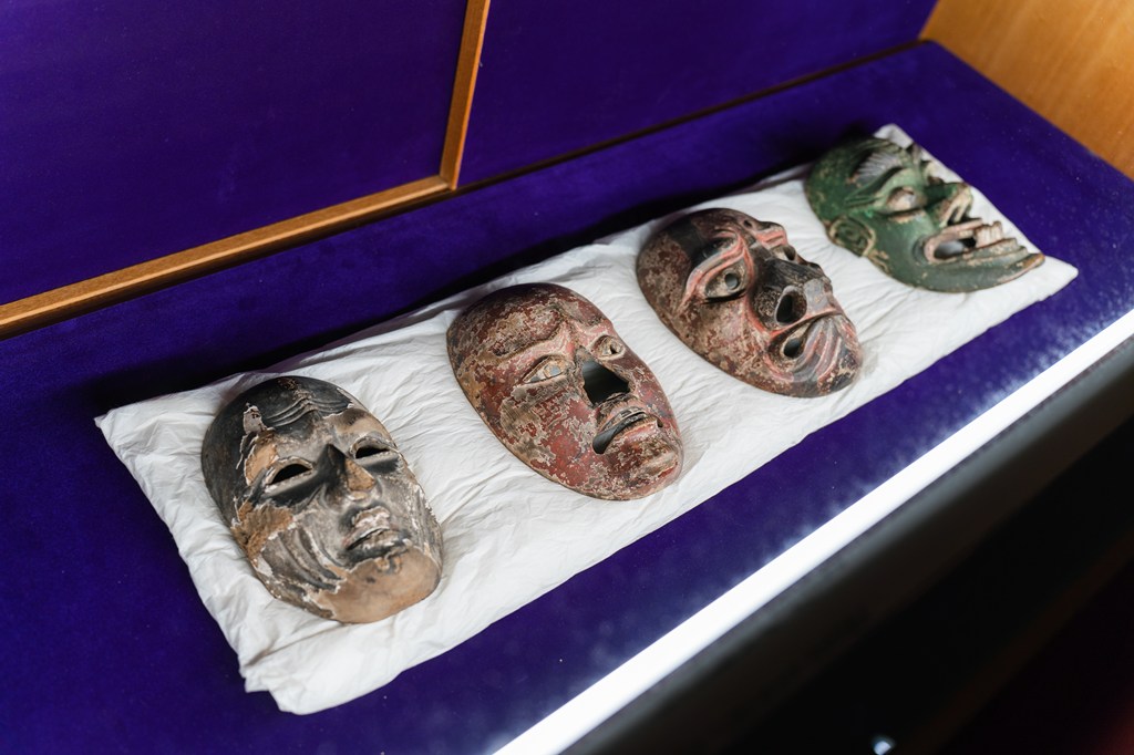 木造摩多羅神（またらじん）坐像（国指定重要文化財）