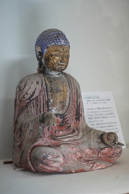 宝物殿におまつりされている仏様たち※宝物殿は毎年4月8日の灌仏会大祭にて一般公開