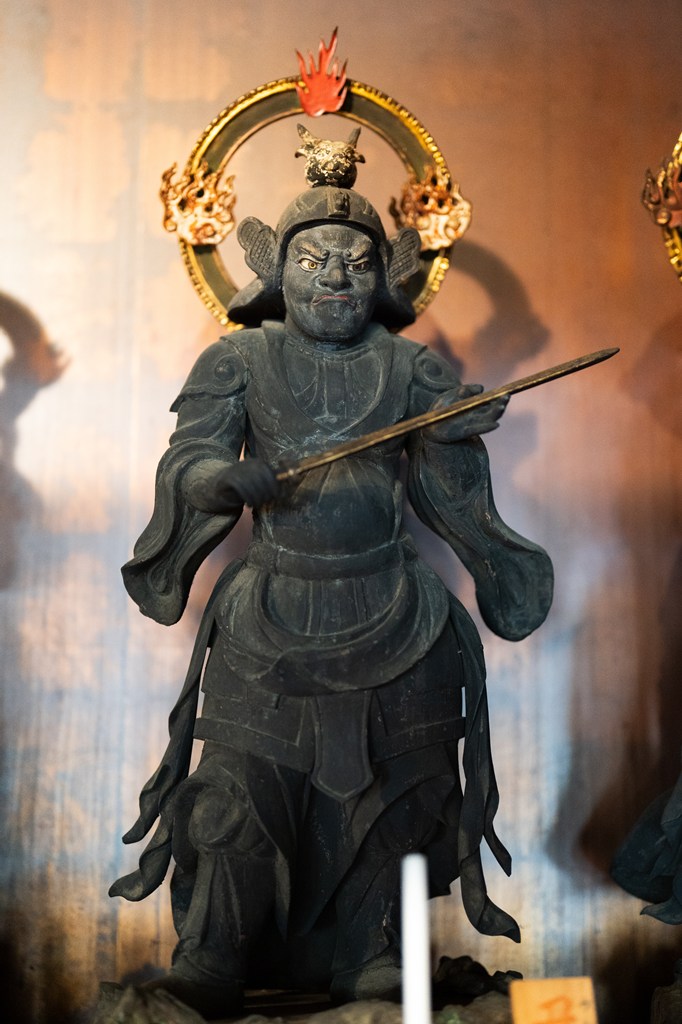 木造十二神将立像