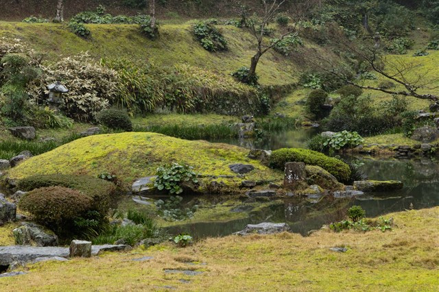 本坊庭園(国指定名勝)