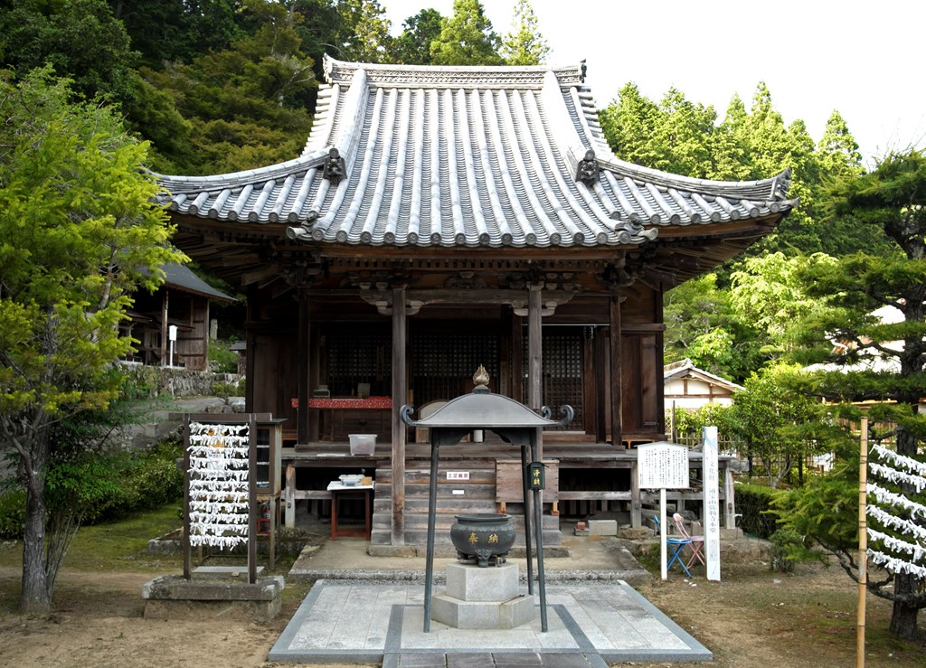 本堂（国指定重要文化財）