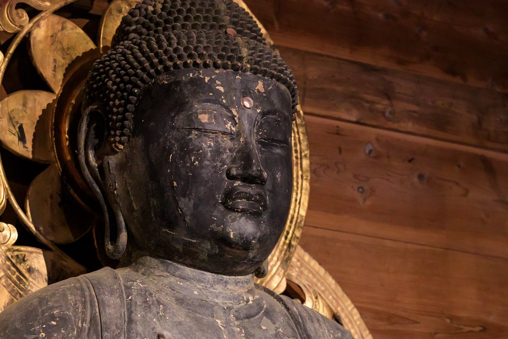 釈迦如来坐像（国指定重要文化財）