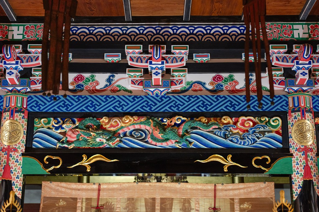 髙橋又八の欄間彫刻