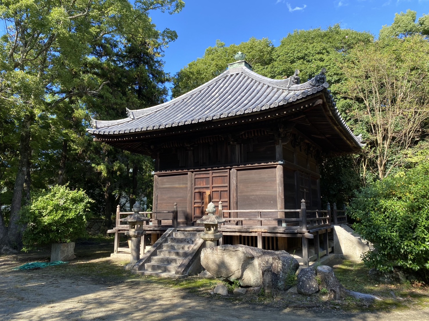 護摩堂・観音堂・奥の院