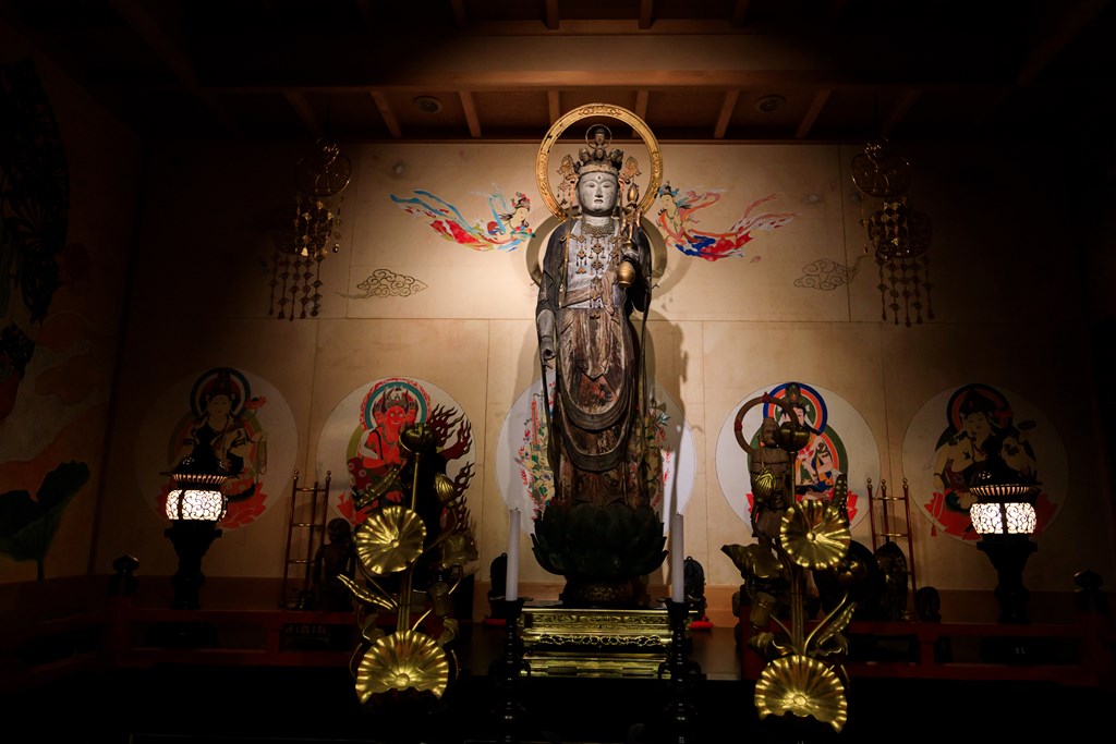 ご本尊・十一面観音菩薩立像（国指定重要文化財）