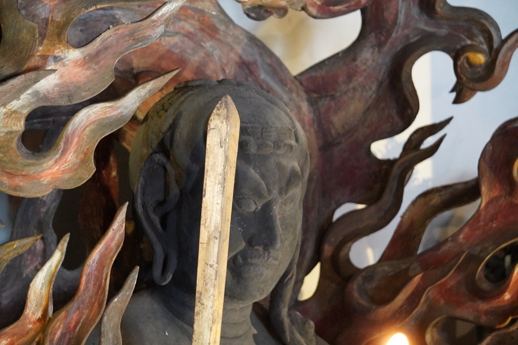 木造不動明王坐像