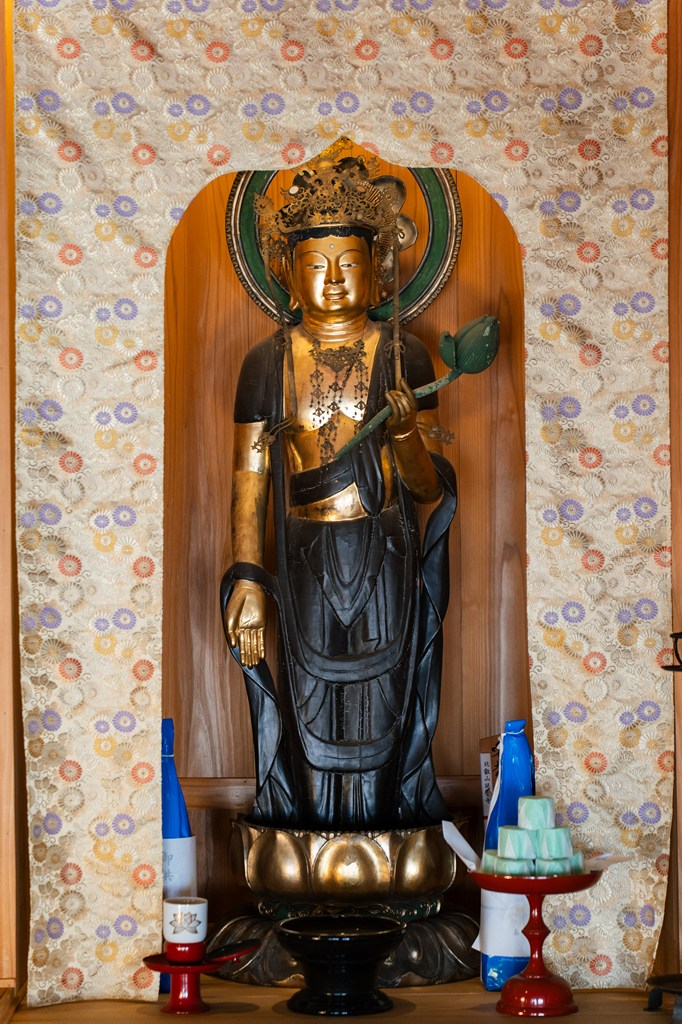 長楽寺御本尊・聖観音菩薩立像