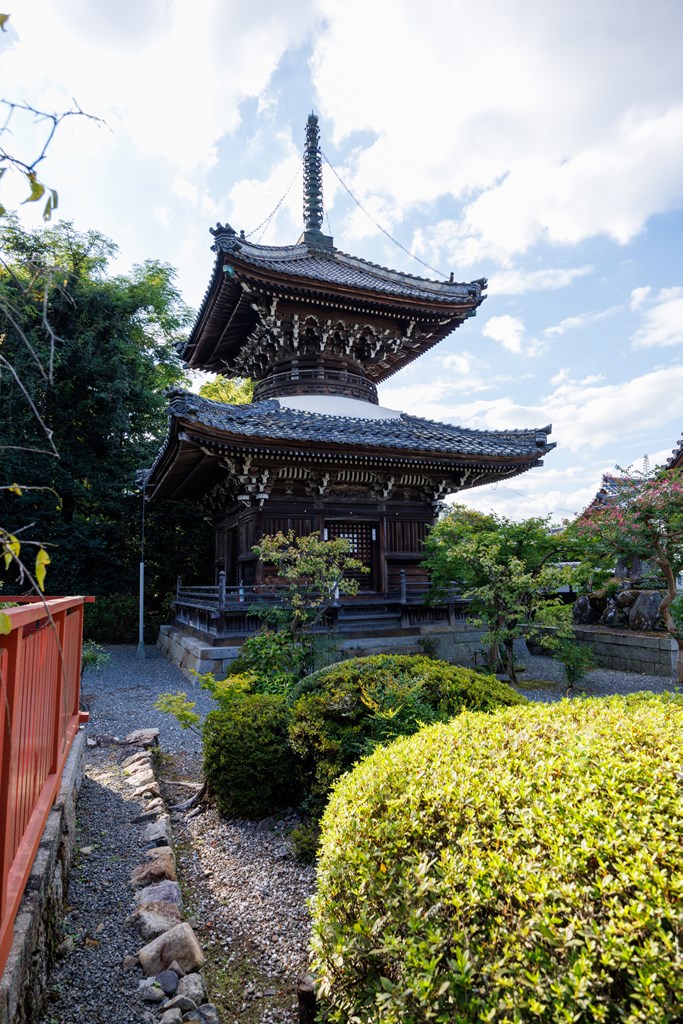 多宝塔（京都府指定文化財）・三十三所観音堂・納札所