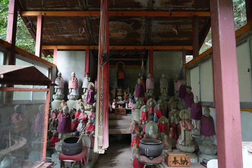 鐘撞堂・地蔵堂・観音堂