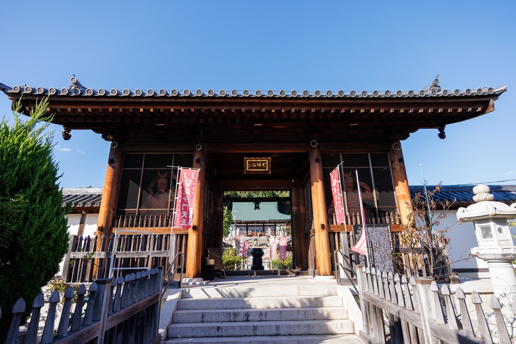 鐘楼・仁王門・不動堂