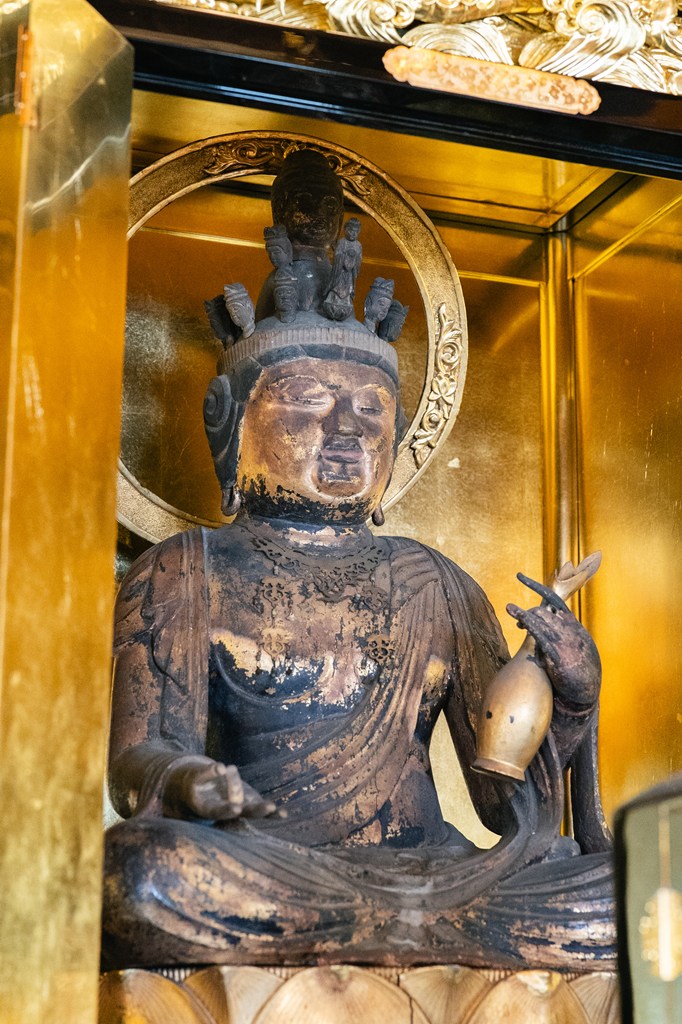 秘仏御本尊・木造十一面観音菩薩坐像（国指定重要文化財）