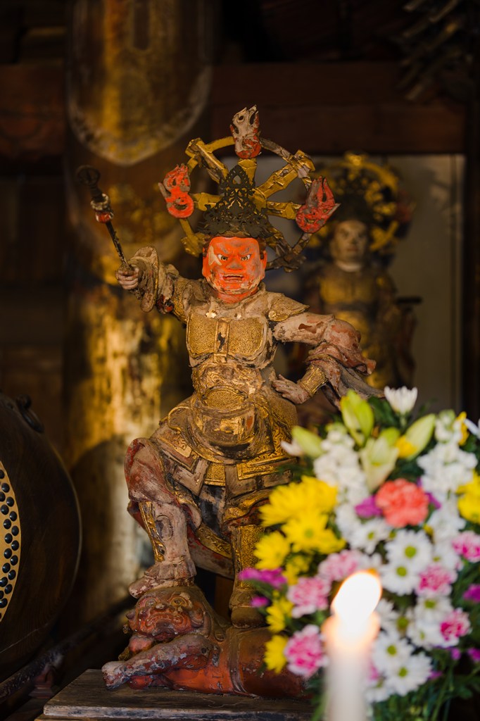 秘仏御本尊・十一面観音菩薩立像