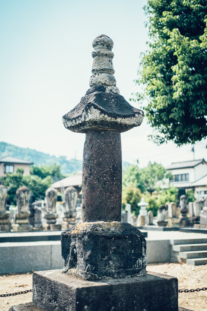 薬師堂（戒壇院跡）・道忠禅師供養塔（藤岡市指定文化財）