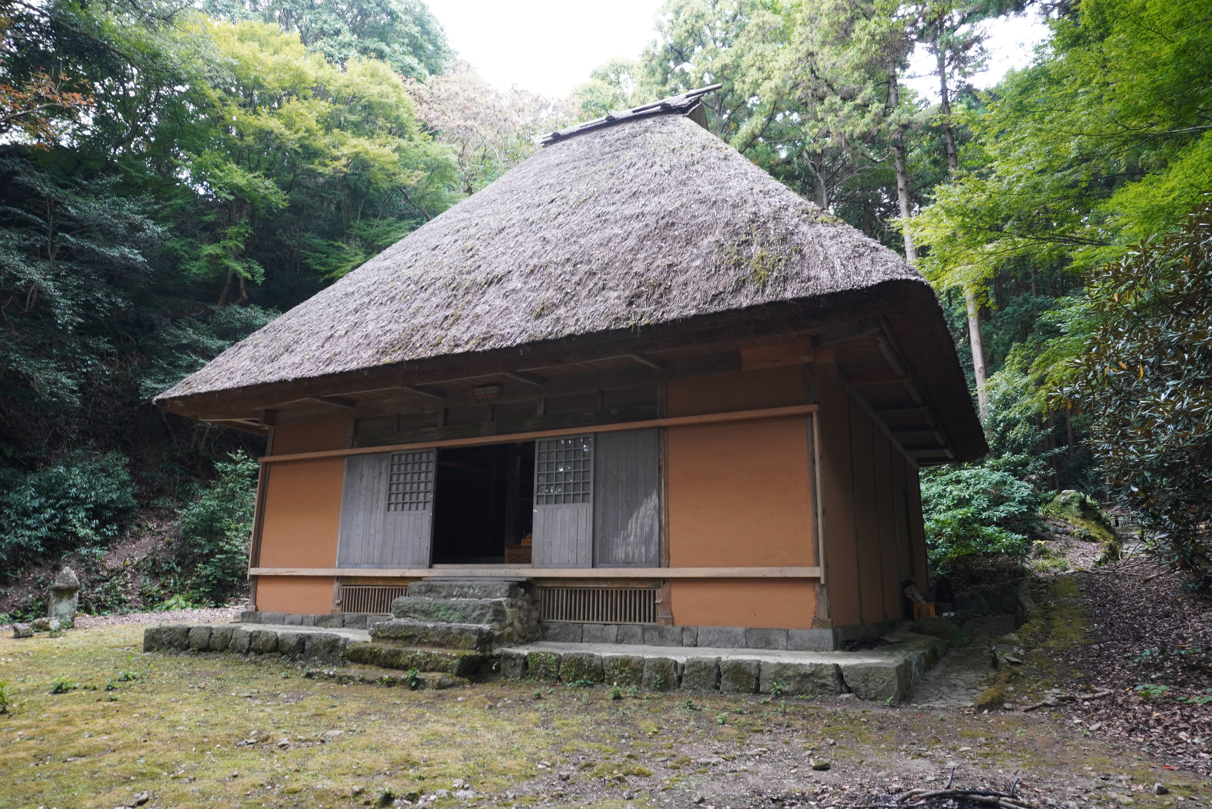 講堂