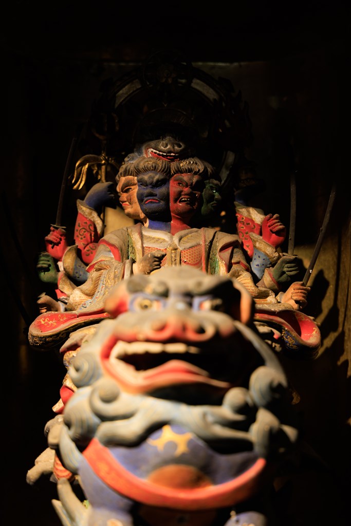 刀八毘沙門天像