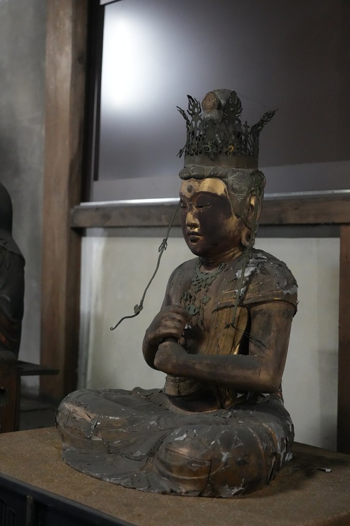 金剛定寺の魅力的な仏様