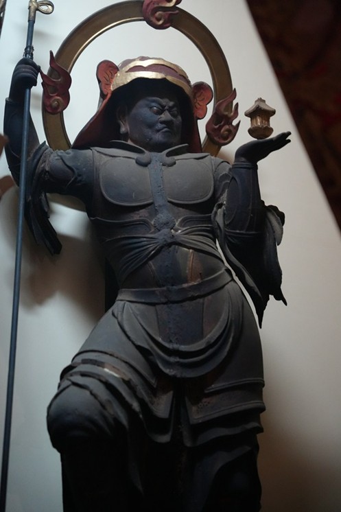 木造四天王立像 ※毎年４月第一日曜日の採灯大護摩供の際に御開扉