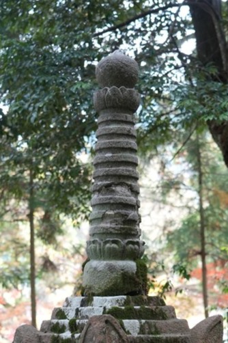 石造宝篋印塔（兵庫県指定文化財）