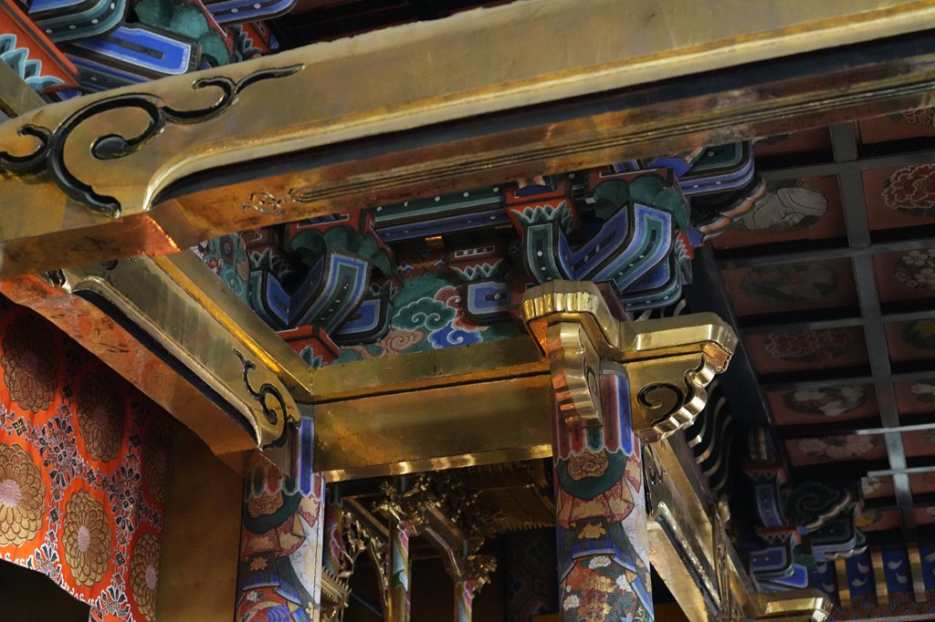 御本尊・阿弥陀如来立像（鯖江市指定文化財）