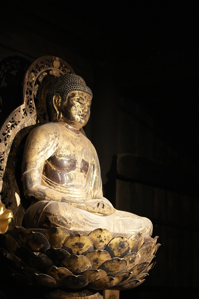 木造阿弥陀如来坐像（国指定重要文化財）