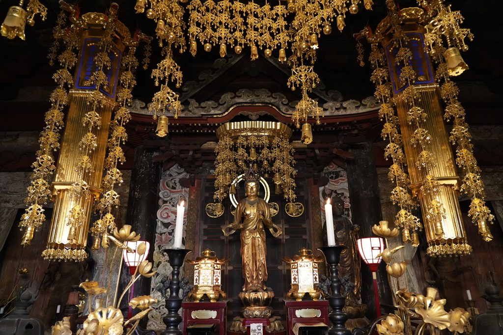 秘仏御本尊・木造十一面観音菩薩坐像（茨城県指定文化財）