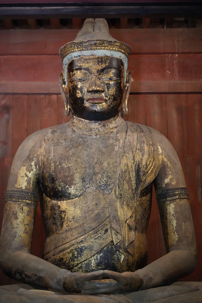 御本尊・木造胎蔵界大日如来坐像（国指定重要文化財）