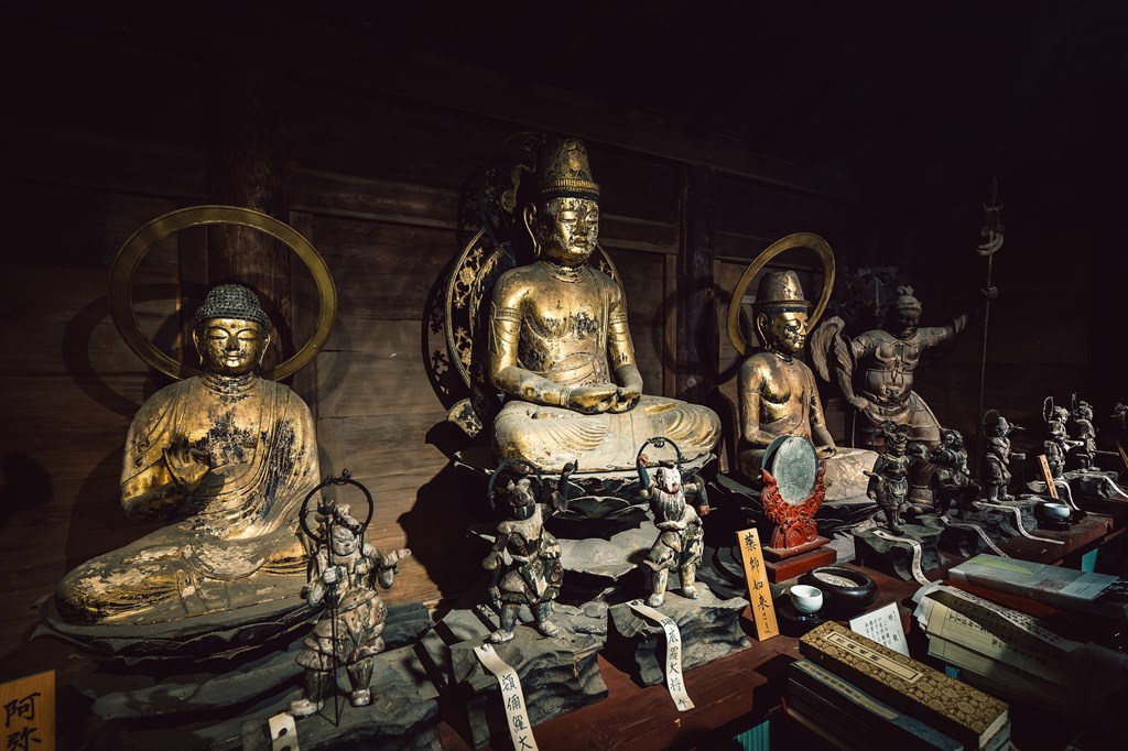 薬師如来坐像・阿弥陀如来坐像・大日如来坐像（国指定重要文化財）