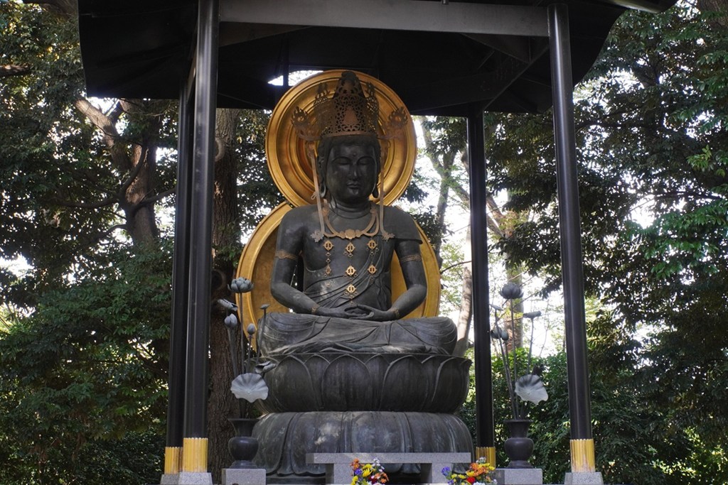 銅造大日如来像（目黒区指定有形文化財）