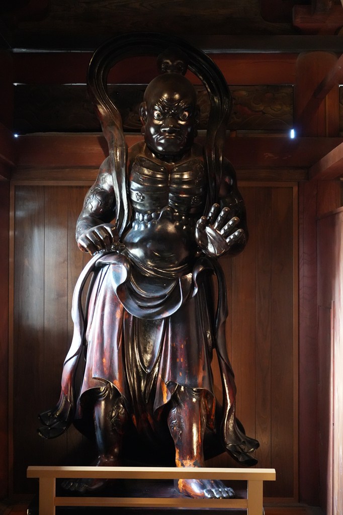 木造金剛力士立像