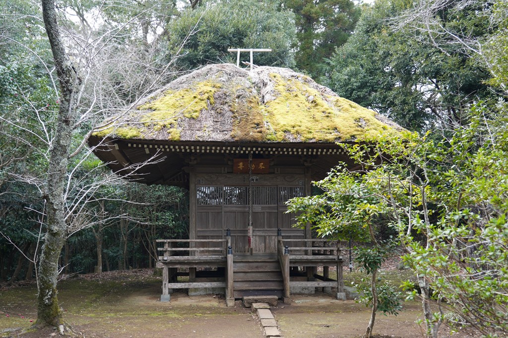 境内に建つ諸堂