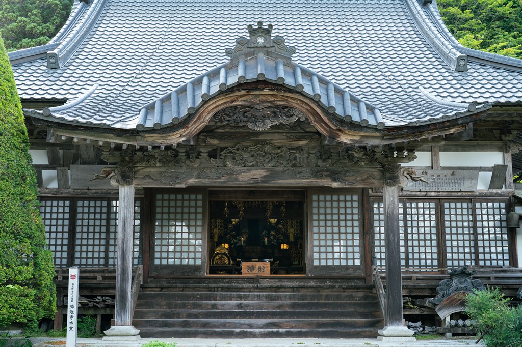 本堂（高森町指定文化財）